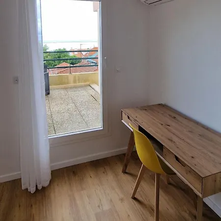 Apartment Antares - Hyper-centre, Vue Bassin, 108 M2, 3 Chambres, Clim, Parking, A 100 M