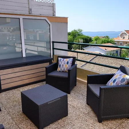 Antares - Hyper-centre, Vue Bassin, 108 M2, 3 Chambres, Clim, Parking, A 100 M *